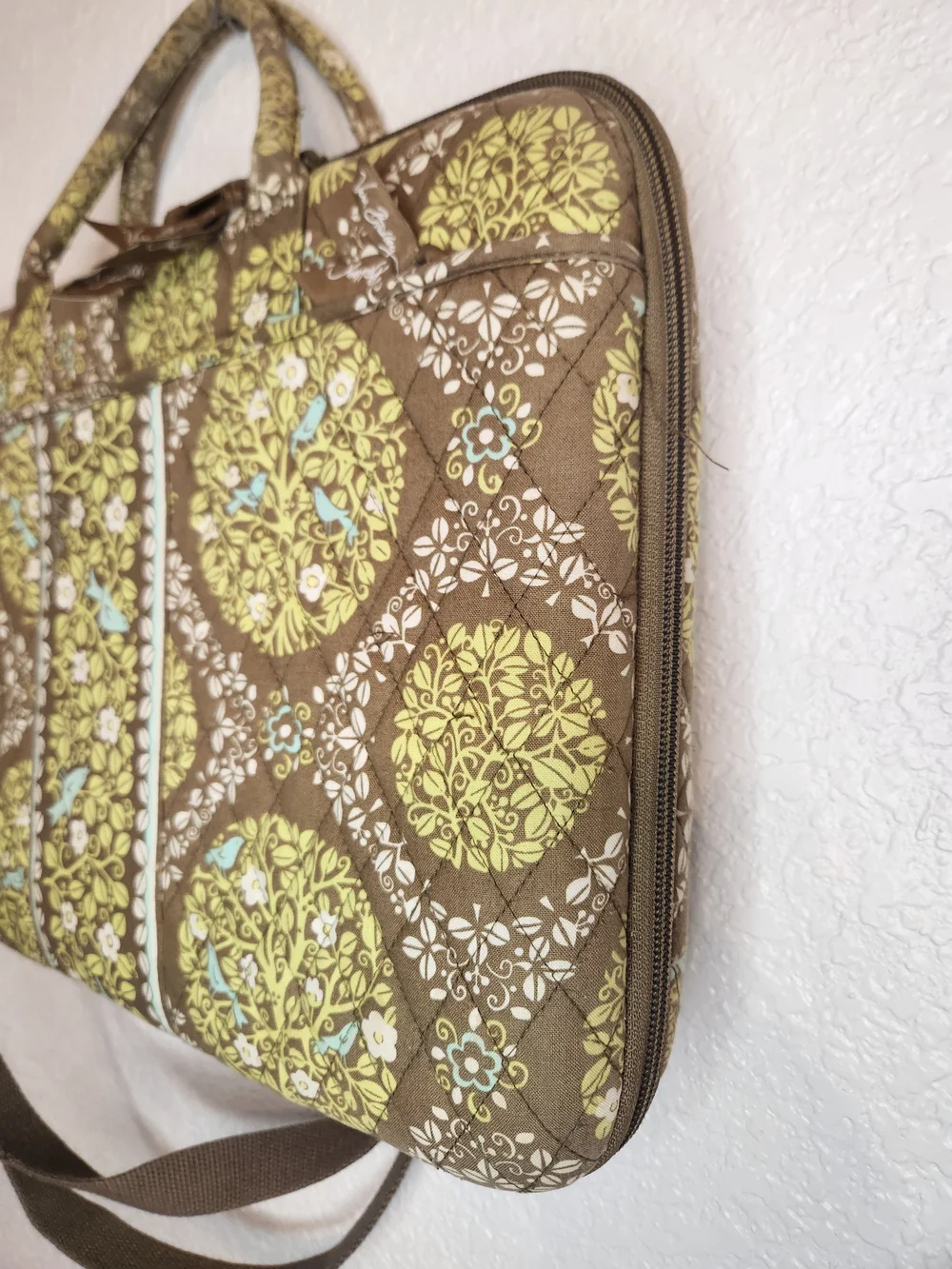Vera Bradley Hard Shell Tablet Briefcase retired Sittin In A Tree Laptop Bag